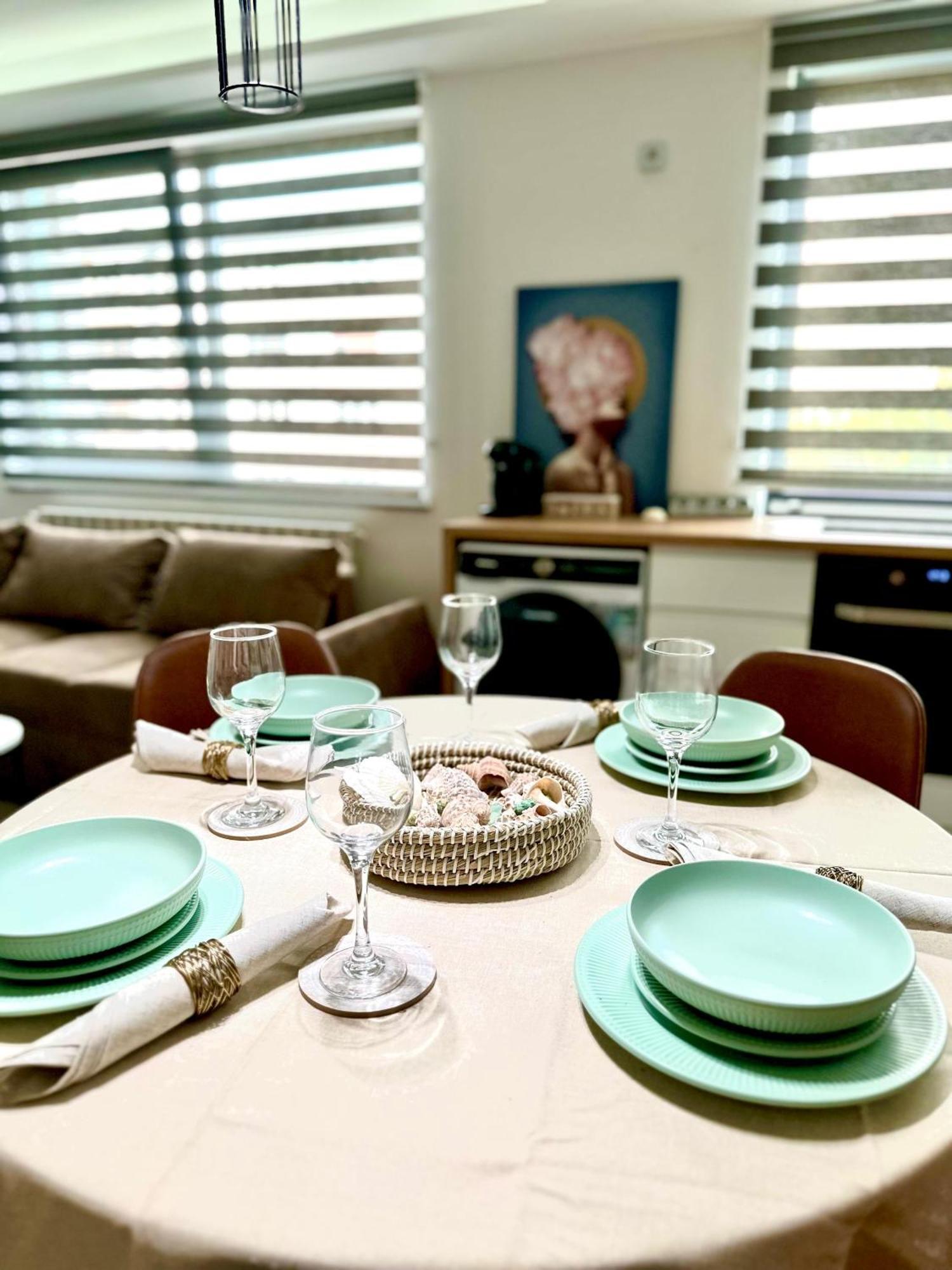 Amos Apartment-Ultracentral-Free Parking クルージュ＝ナポカ エクステリア 写真